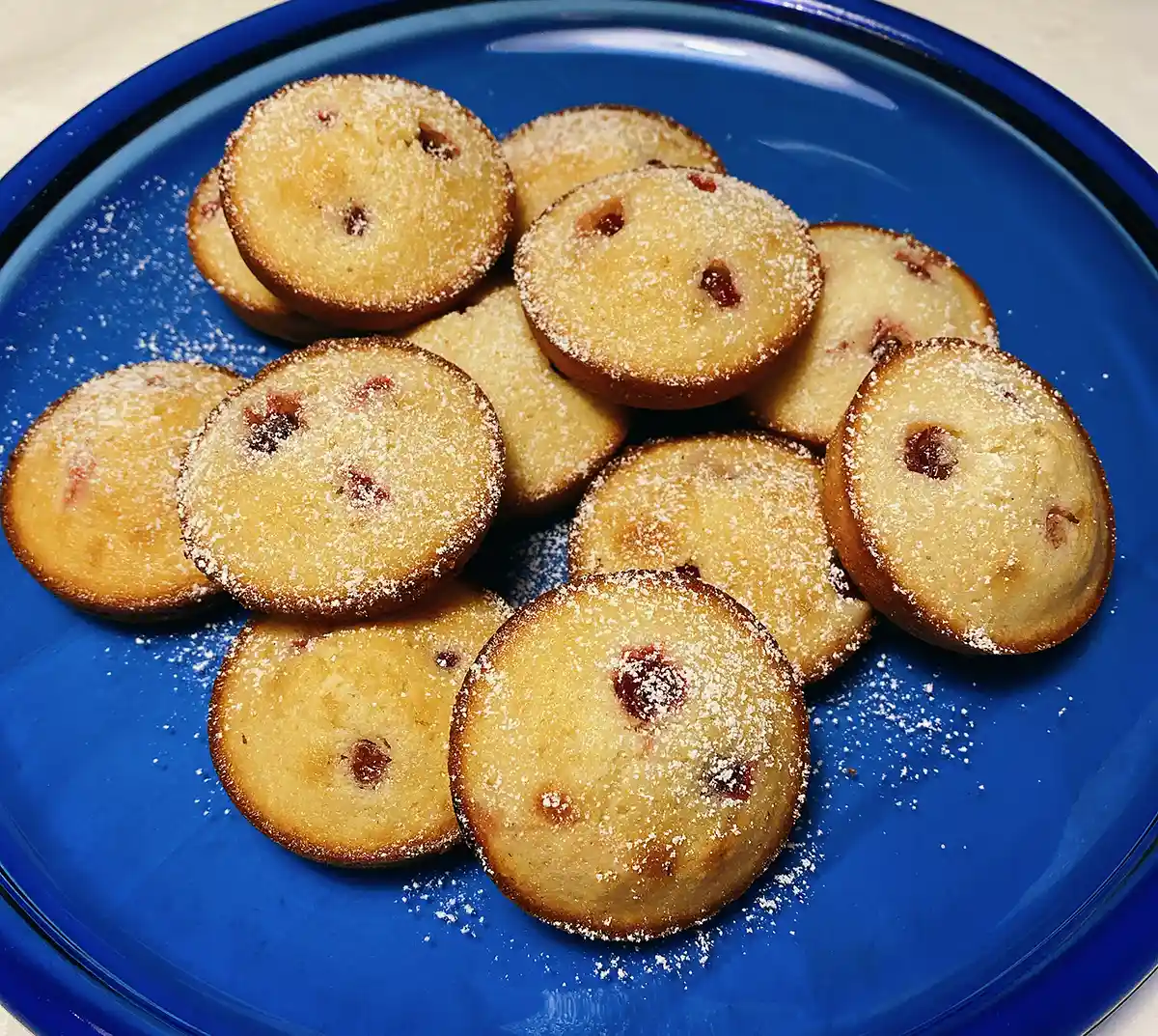 lingonberry pastries