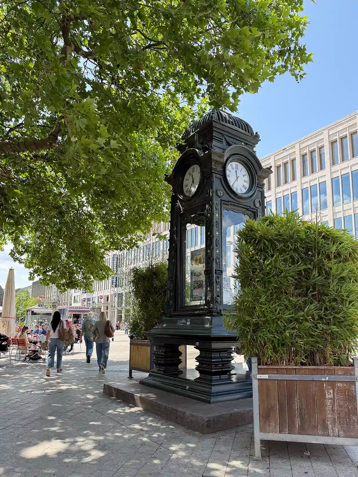 the Hannover clock